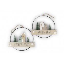 Case in legno su ghirlande...